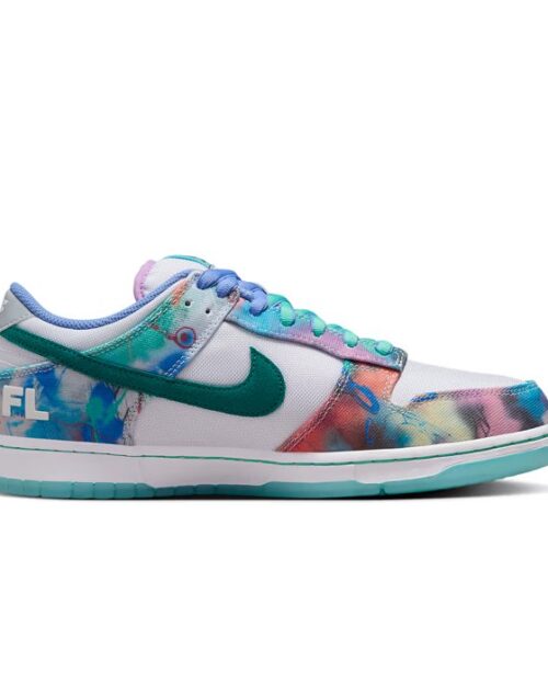 Futura Laboratories x Dunk Low SB Bleached Aqua