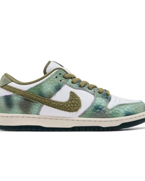 SB Dunk Low Alexis Sablone Chameleon