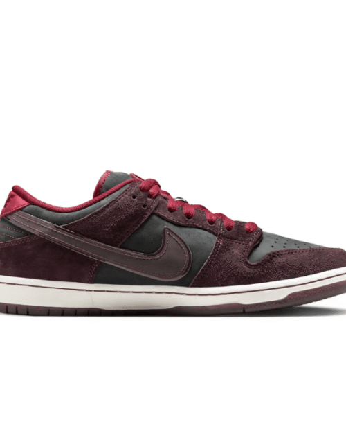 Nike SB Dunk Low Riot Skateshop