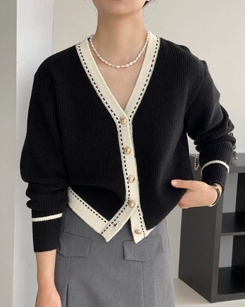 Regena Buttoned Winter Sweater
