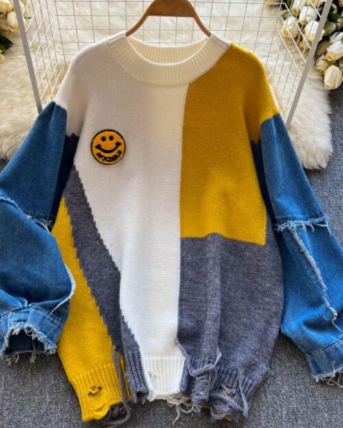 Javiour Smiley Graphic Oversized Pullover